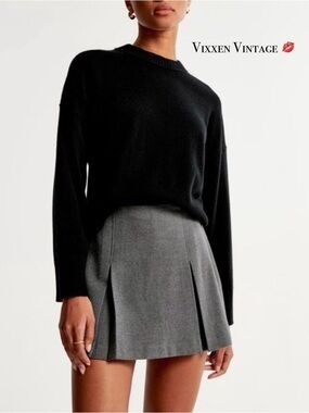 ABERCROMBIE & FITCH RELAXED ‘CASHMERE CREW SWEATER’ IN BLACK